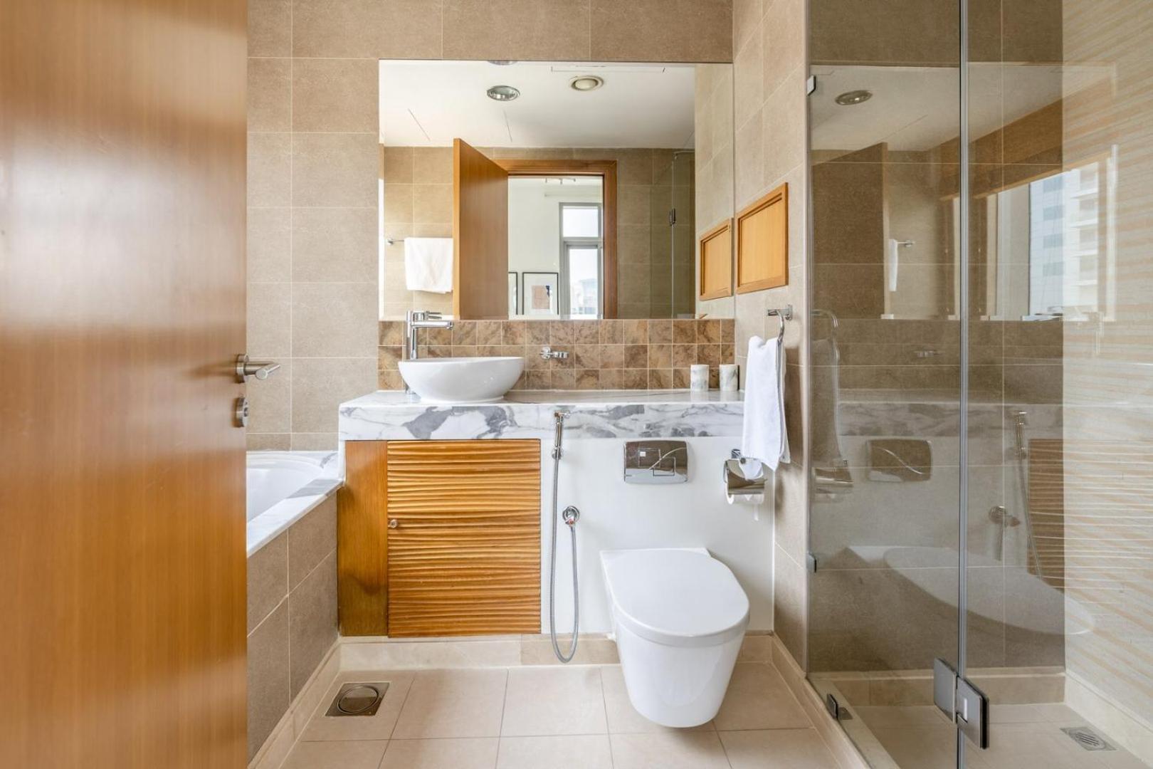 Guestready - Skyview Home With Marina View Dubai Bagian luar foto